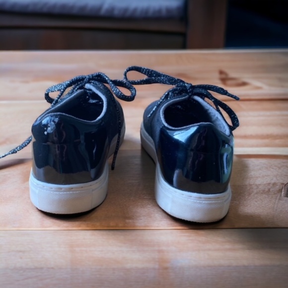 Soft Style by Hush Puppies Women's Flat Black Laces Shoes Size 8 US - Picture 4 of 7